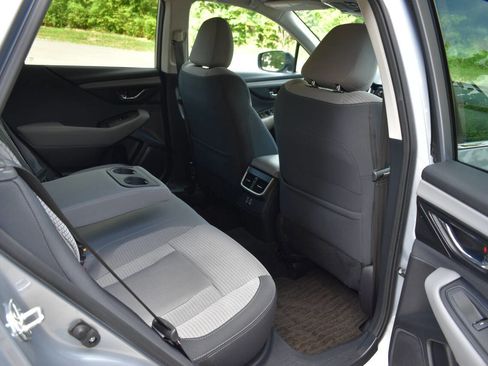 Used 2023 Subaru Outback Premium AWD/4WD image 13