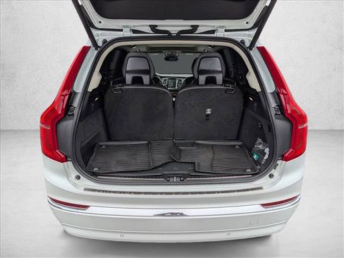 Used 2024 Volvo XC90 B6 Plus w/ Protection Package Premier image 6