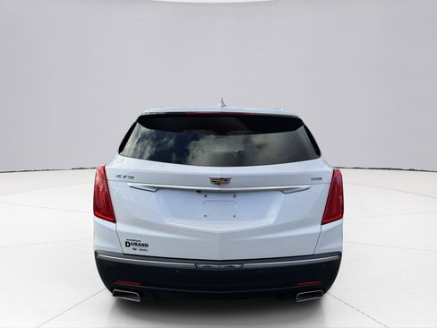 Used 2017 Cadillac XT5 Luxury w/ Driver Awareness Package image 9