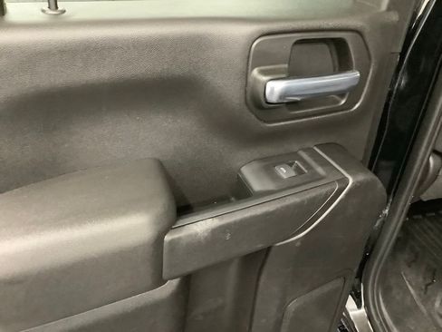 Used 2022 GMC Sierra 2500 Pro w/ Convenience Package image 7