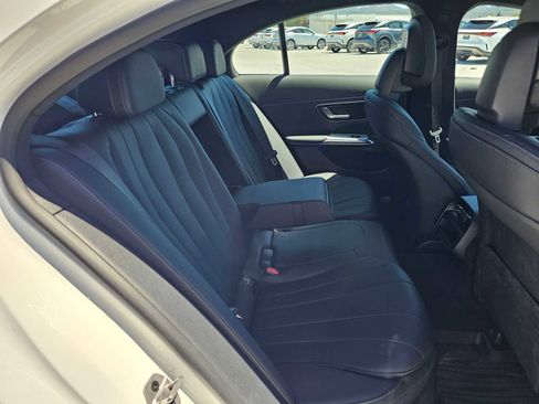 Used 2026 Mercedes-Benz E 350 Sedan image 12