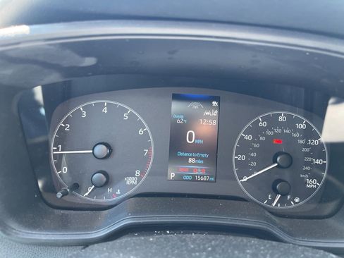 Used 2024 Toyota Corolla LE image 15