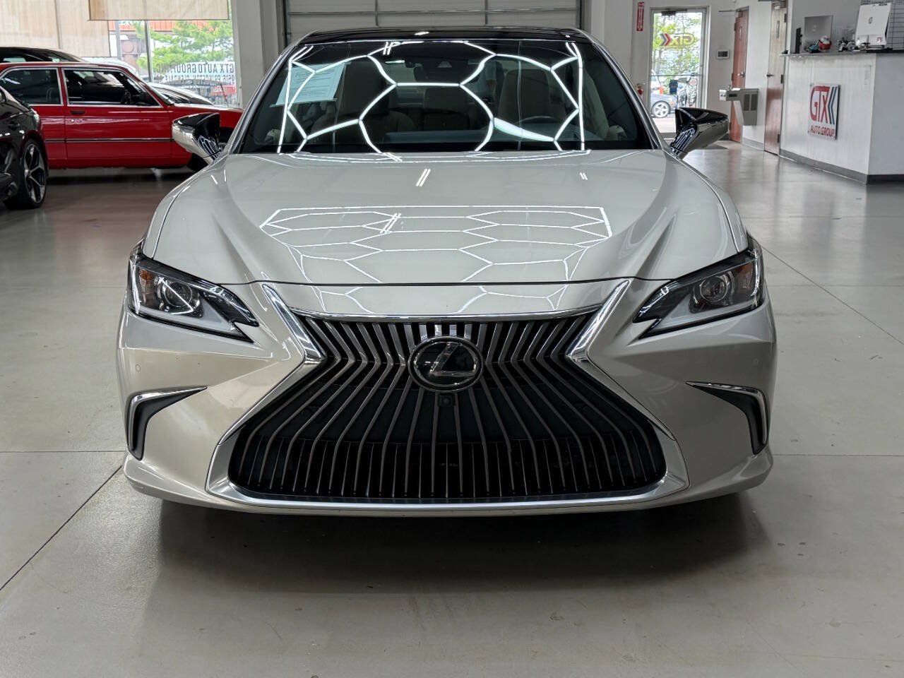 Used 2019 Lexus ES 350 w/ Accessory Package 2 FWD image 6