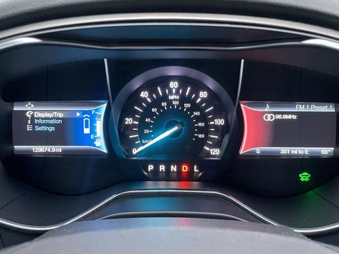 Used 2015 Ford Fusion SE w/ Equipment Group 502A image 32