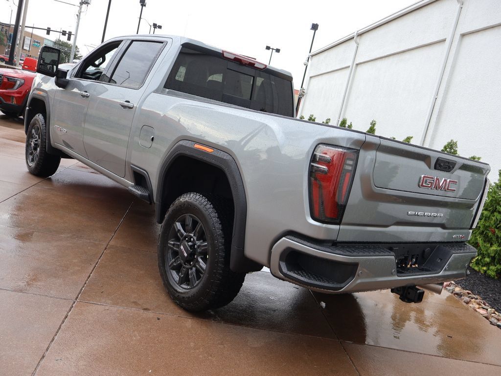 New 2026 GMC Sierra 2500 AT4 w/ AT4 Premium Plus Package AWD/4WD image 4