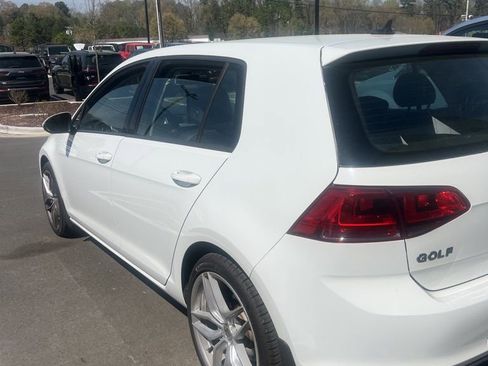 Used 2017 Volkswagen Golf Wolfsburg Edition image 15