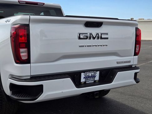 Used 2026 GMC Sierra 1500 Elevation w/ Elevation Select Package AWD/4WD image 5