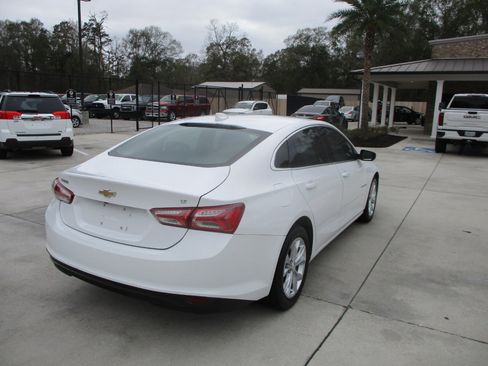 Used 2021 Chevrolet Malibu LT image 29