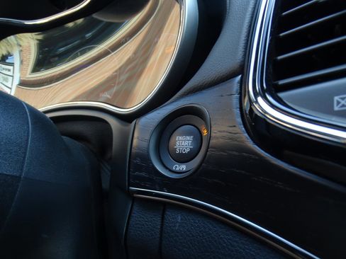 Used 2020 Jeep Grand Cherokee High Altitude image 29