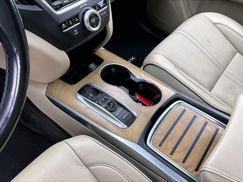 Used 2019 Acura MDX FWD w/ Advance Package image 16