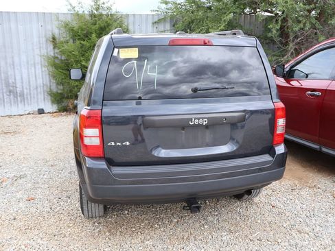 Used 2014 Jeep Patriot Sport AWD/4WD image 17