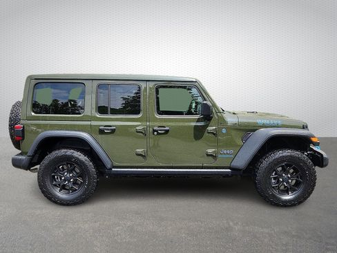 Certified 2024 Jeep Wrangler Unlimited AWD/4WD image 7
