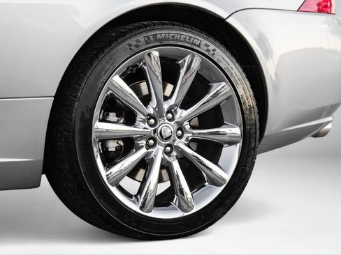 Used 2010 Jaguar XK Convertible image 53