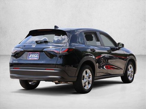 Used 2024 Honda HR-V LX image 5
