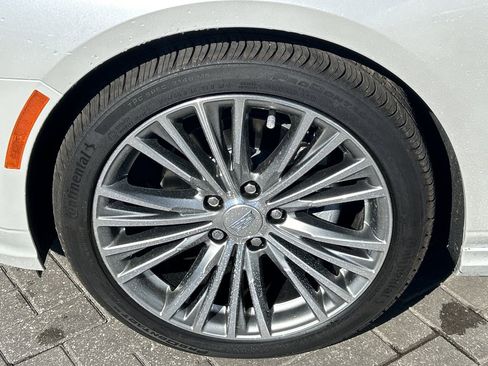 New 2025 Cadillac CT4 Premium Luxury image 28