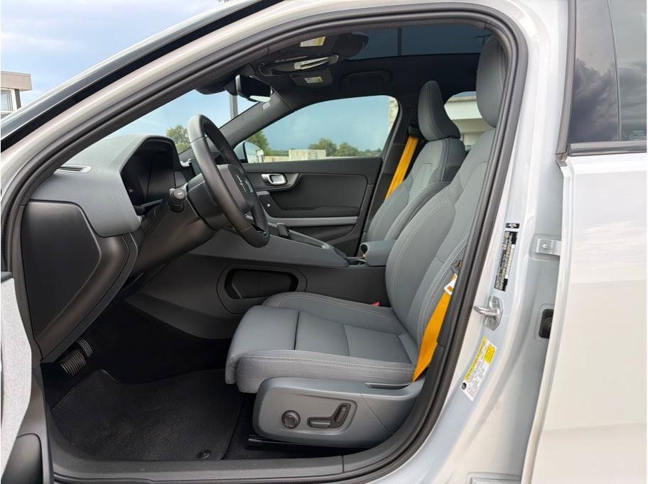 Used 2021 Polestar Polestar 2 w/ Performance Package AWD/4WD image 10
