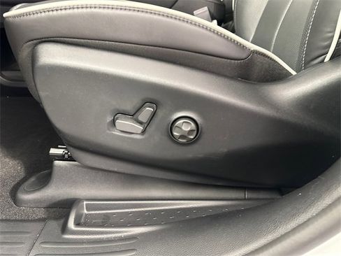 New 2026 Chrysler Pacifica Limited w/ S Appearance Package image 22