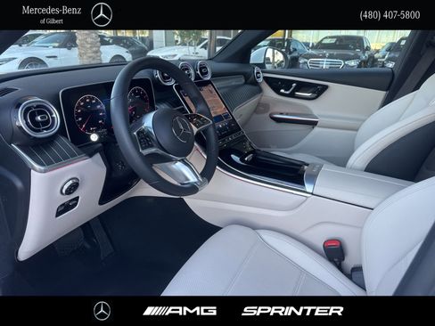 Certified 2025 Mercedes-Benz GLC 300 4MATIC image 11
