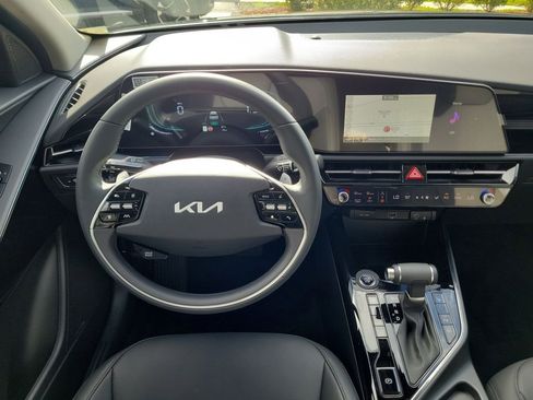 New 2026 Kia Niro EX w/ EX Premium Package FWD image 19