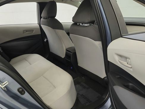Used 2022 Toyota Corolla LE FWD image 23