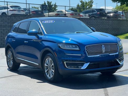 Used 2020 Lincoln Nautilus Reserve w/ Class II Trailer Tow Package FWD image 39