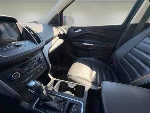 Used 2018 Ford Escape SEL w/ Ford Safe & Smart Package image 29