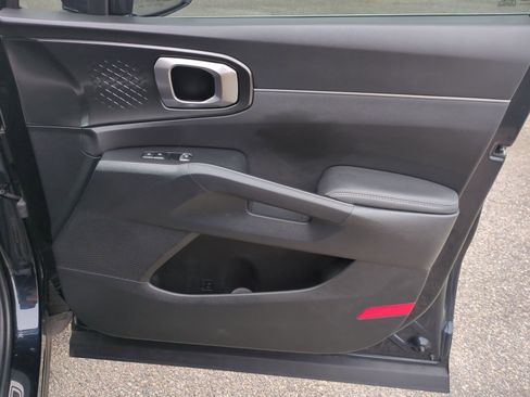 Used 2023 Kia Sorento EX image 27