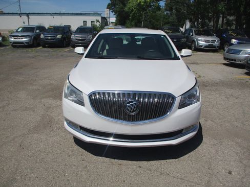 Used 2015 Buick LaCrosse Leather image 3