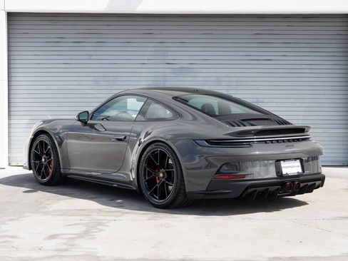 Certified 2022 Porsche 911 GT3 RWD image 3