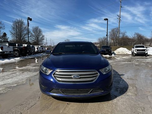 Used 2015 Ford Taurus SEL w/ Equipment Group 201A image 3