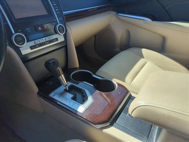 Used 2013 Toyota Camry XLE FWD image 16