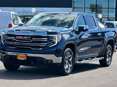 Used 2023 GMC Sierra 1500 SLT w/ SLT Premium Plus Package AWD/4WD image 8