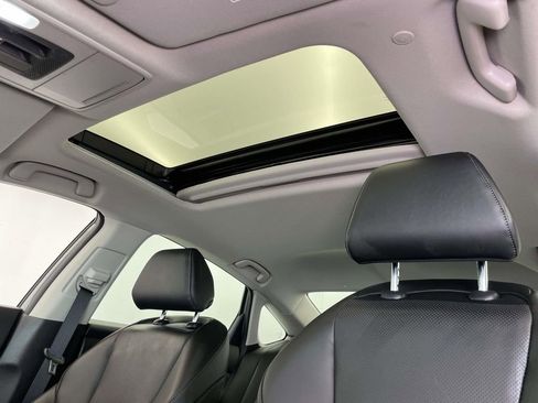 Used 2024 Honda Accord Touring image 18