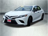 Certified 2018 Toyota Camry SE w/ Moonroof Package image 3