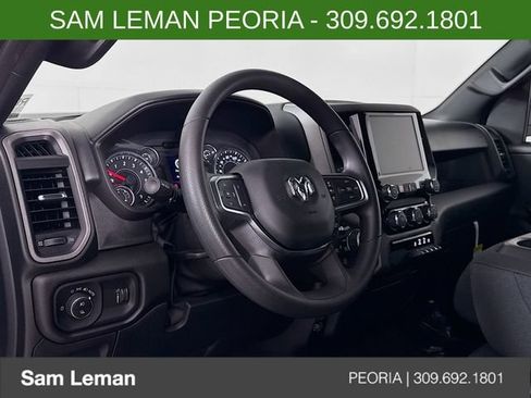 New 2026 RAM 1500 Express AWD/4WD image 9