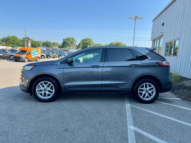 Used 2021 Ford Edge SEL w/ Convenience Package AWD/4WD image 4