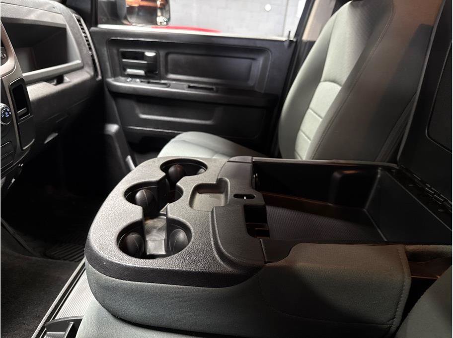 Used 2016 RAM 1500 ST w/ SXT Appearance Group RWD image 25