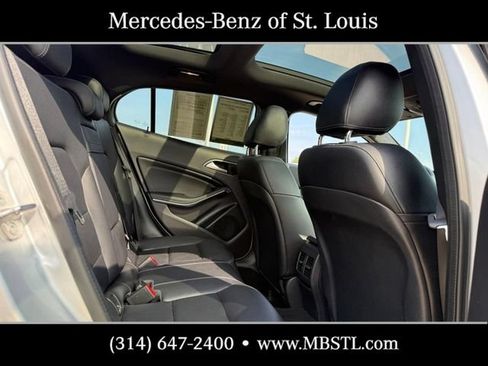 Used 2020 Mercedes-Benz GLA 250 4MATIC image 12