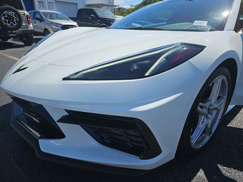 Used 2023 Chevrolet Corvette Stingray Coupe w/ Z51 Performance Package image 28