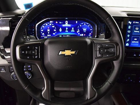 Used 2024 Chevrolet Silverado 1500 High Country w/ Z71 Off-Road Package image 19