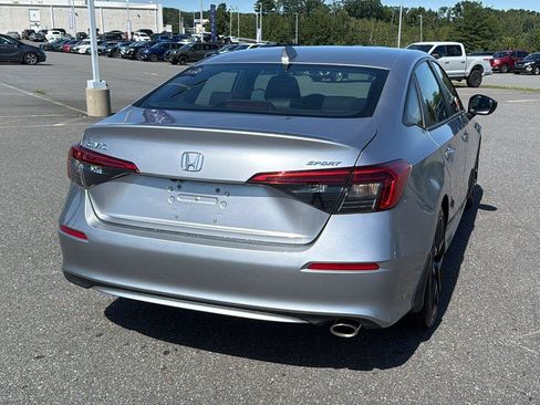 Used 2024 Honda Civic Sport image 7