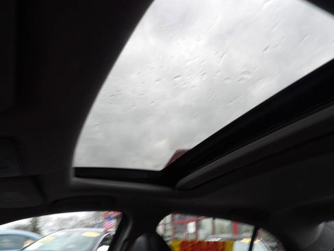 Used 2015 Acura TLX w/ Technology Package image 9