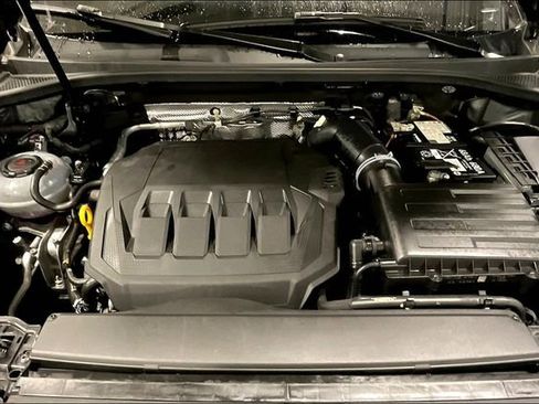 Certified 2024 Audi Q3 2.0T Premium Plus w/ Premium Plus Package image 10