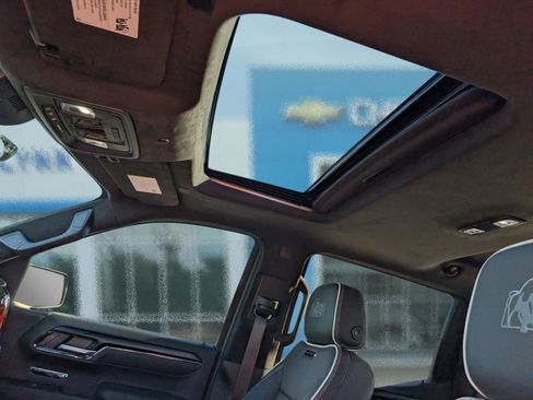 Certified 2026 GMC Sierra 1500 AT4X w/ AT4X AEV Edition image 19