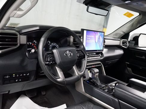 Used 2022 Toyota Tundra Limited AWD/4WD image 12