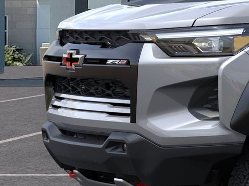 New 2026 Chevrolet Colorado ZR2 w/ Technology Package AWD/4WD image 37