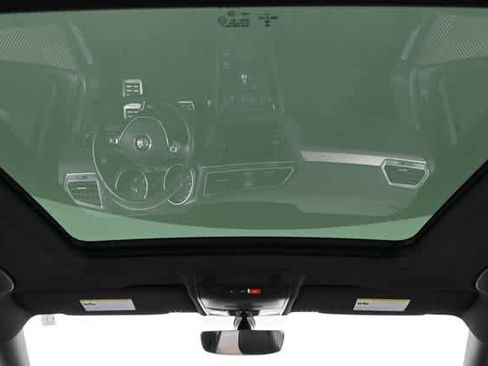 Used 2021 Volkswagen Tiguan SE R-Line image 4