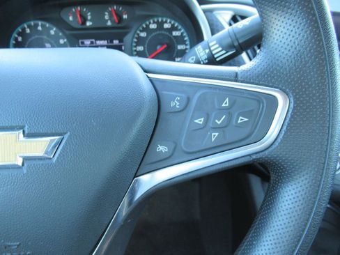 Used 2024 Chevrolet Malibu LT FWD image 22
