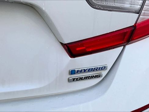 Used 2021 Honda Accord Touring image 10