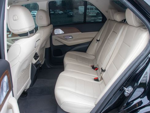 Used 2020 Mercedes-Benz GLE 350 GLE 350 w/ AMG Line Exterior image 14